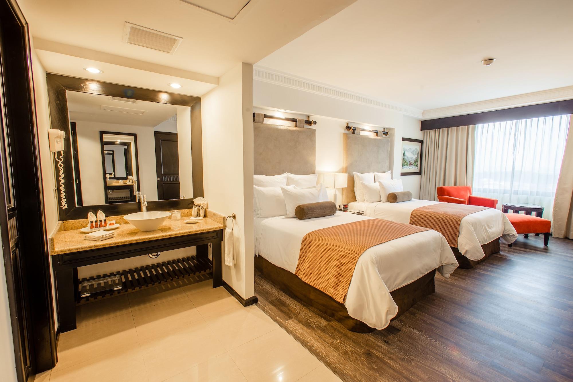 Tikal Futura Hotel & Convention Center Guatemalaváros Kültér fotó